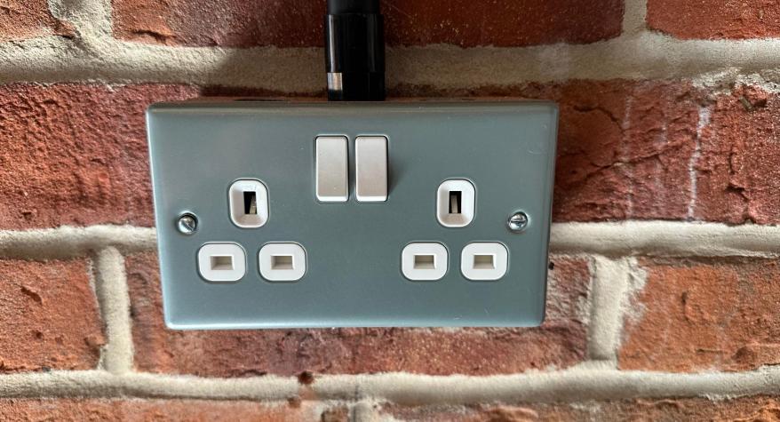 Commercial Additional Socket Installation in Drayton